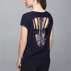 Lululemon If You're Lucky Short Sleeve Tee Sz 12 In Naval Blue